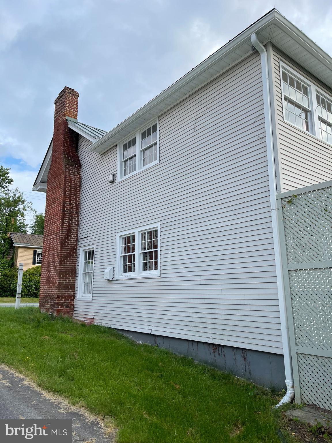 TOWN OF LOUISA - Residential