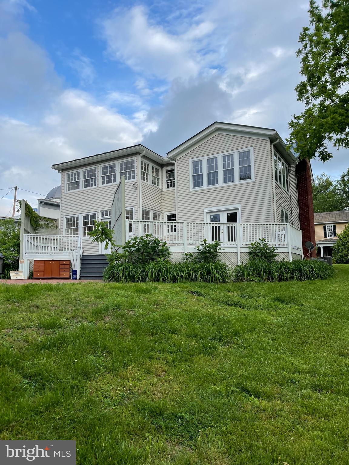 TOWN OF LOUISA - Residential