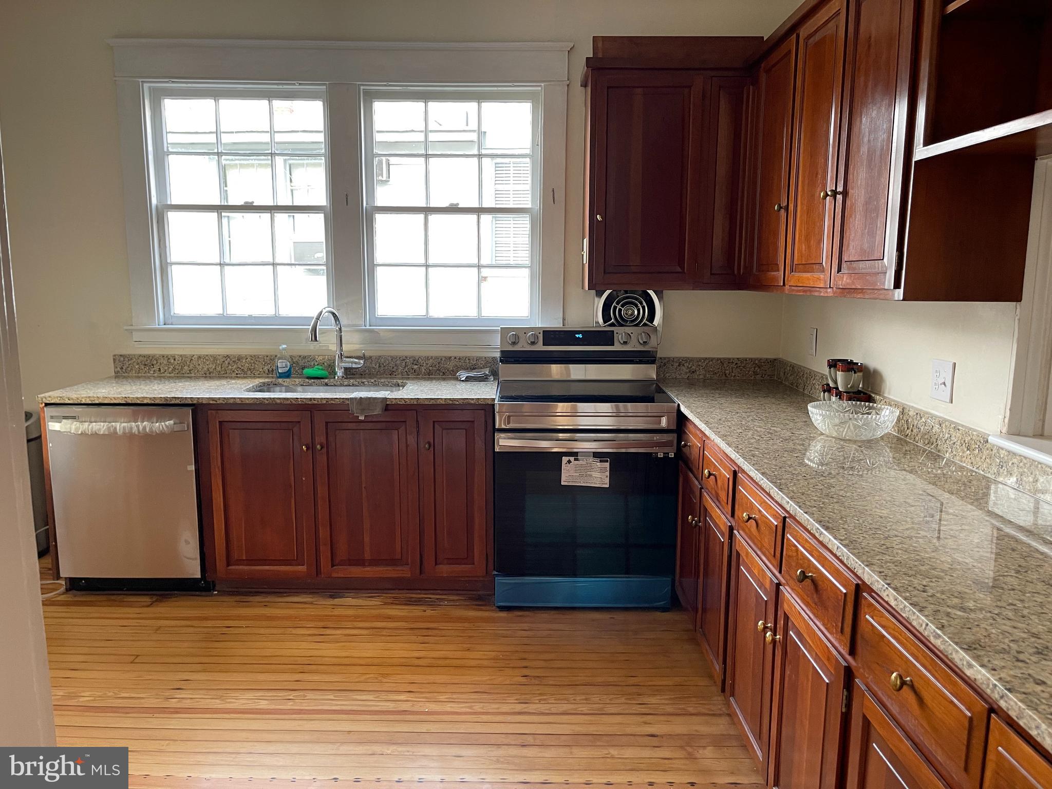 TOWN OF LOUISA - Residential