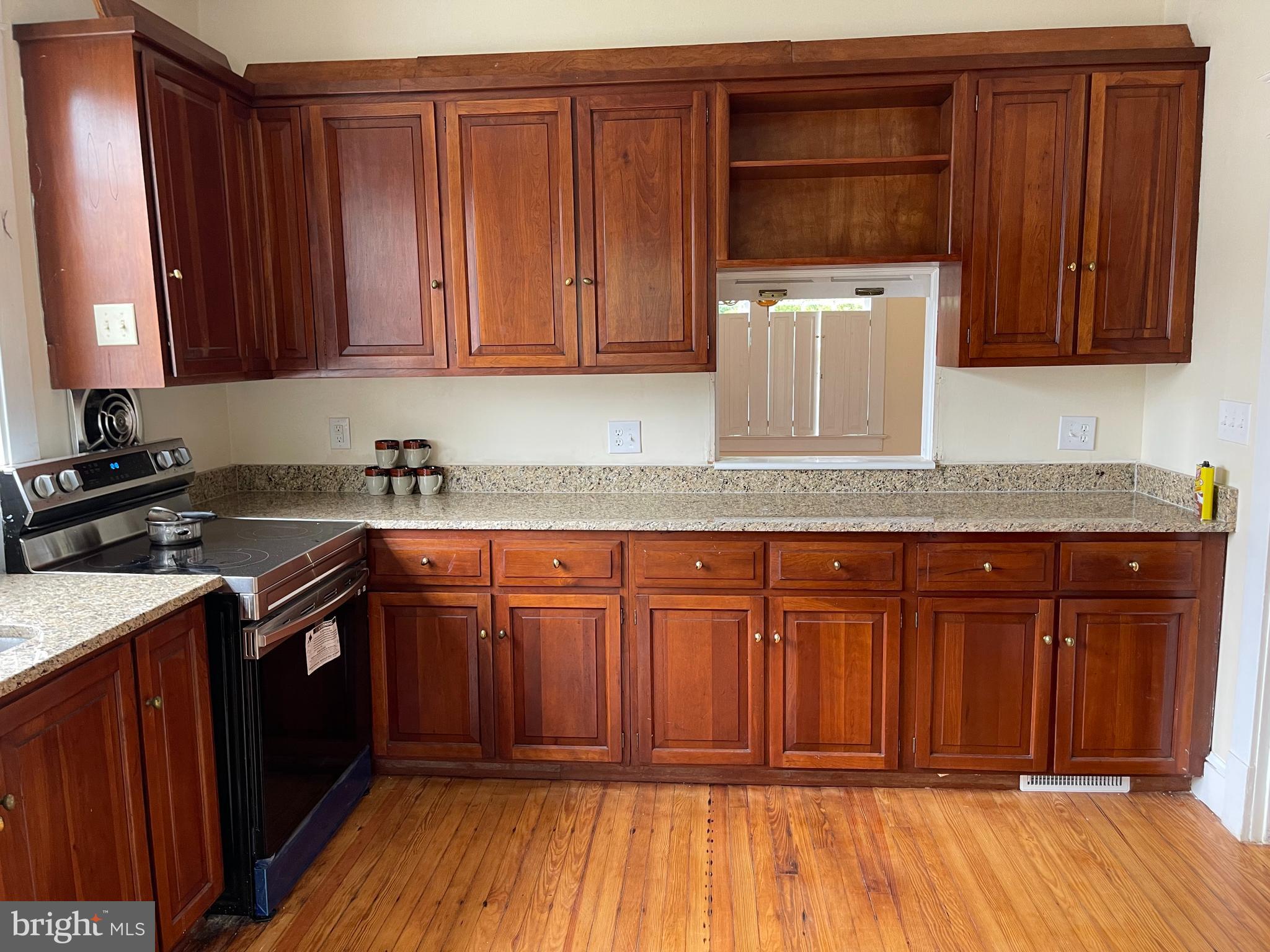 TOWN OF LOUISA - Residential