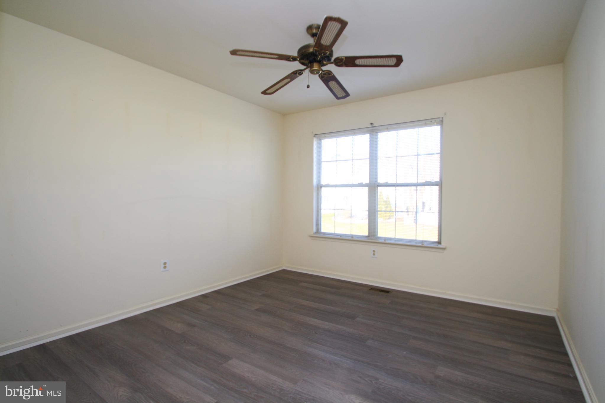 GLENNBROOK - Residential Lease