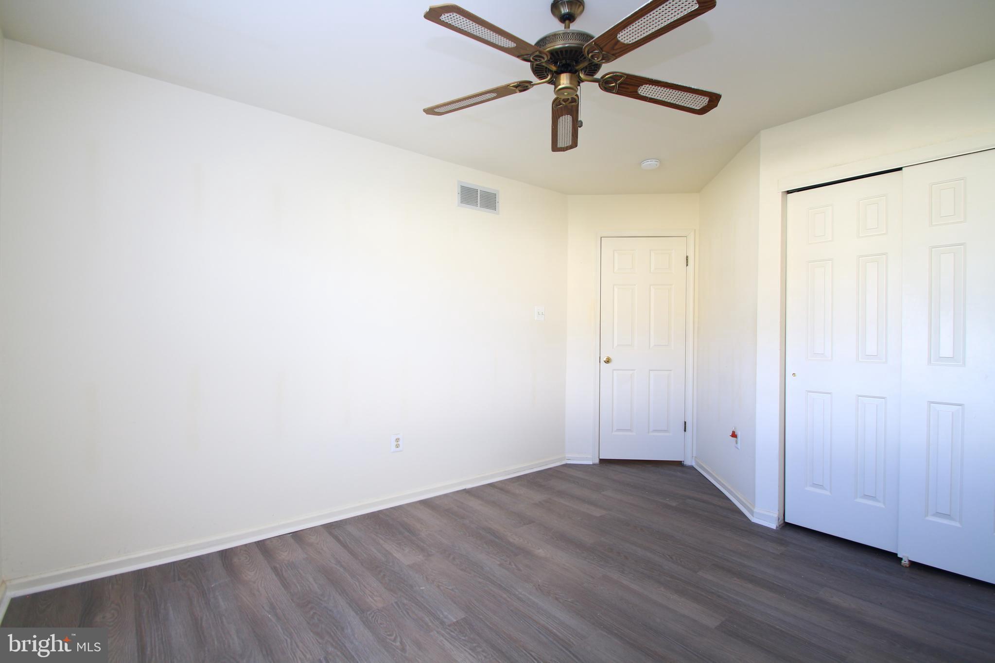 GLENNBROOK - Residential Lease