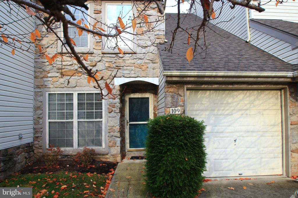 Photo of 109 Glennbrook Court, CHALFONT, PA 18914 (MLS # PABU2107638)