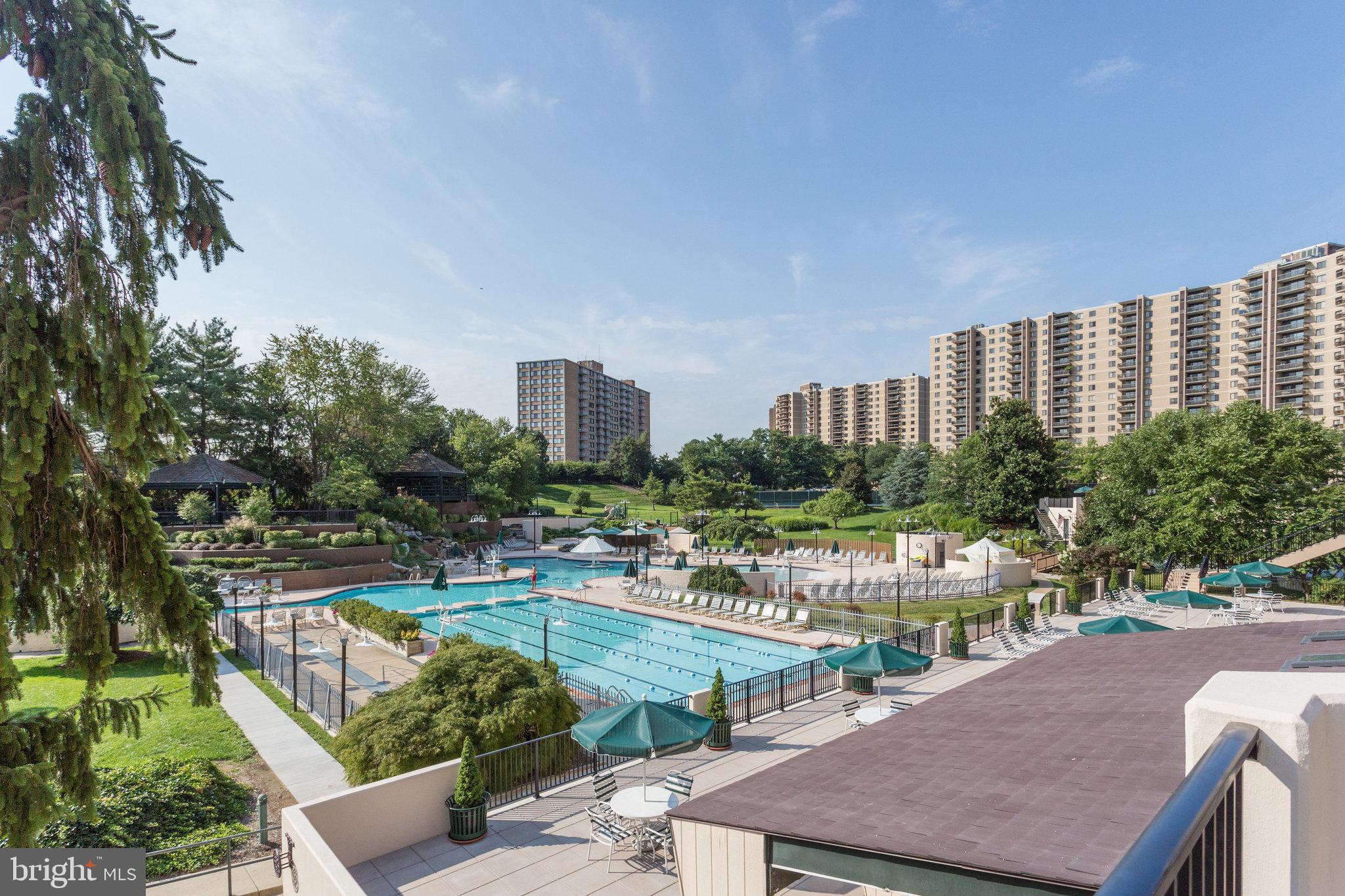 WATERGATE AT LANDMARK - Residential