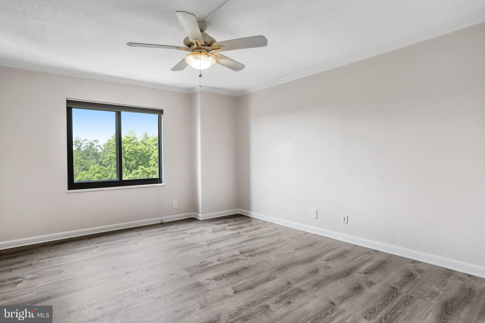 WATERGATE AT LANDMARK - Residential