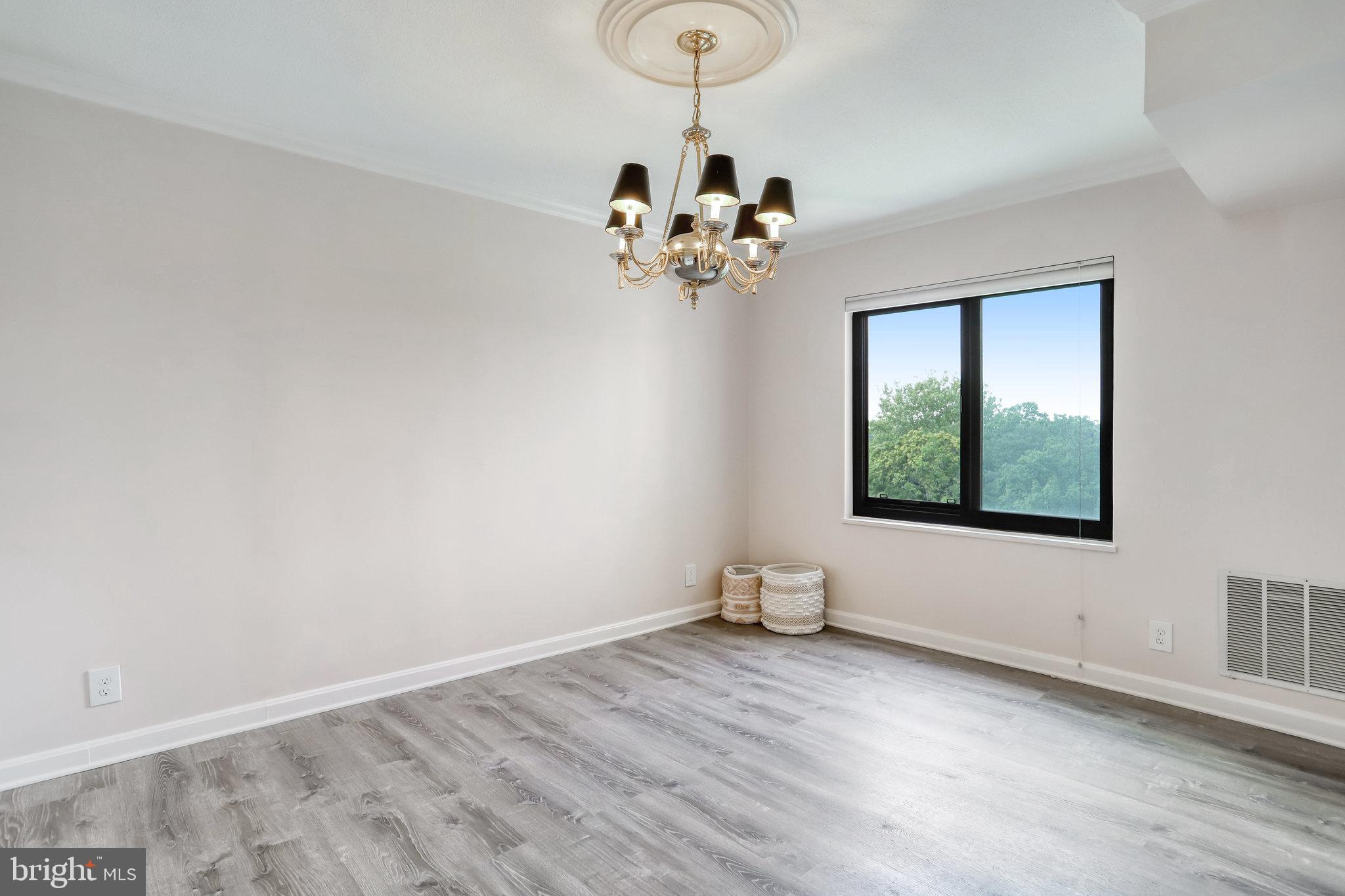 WATERGATE AT LANDMARK - Residential