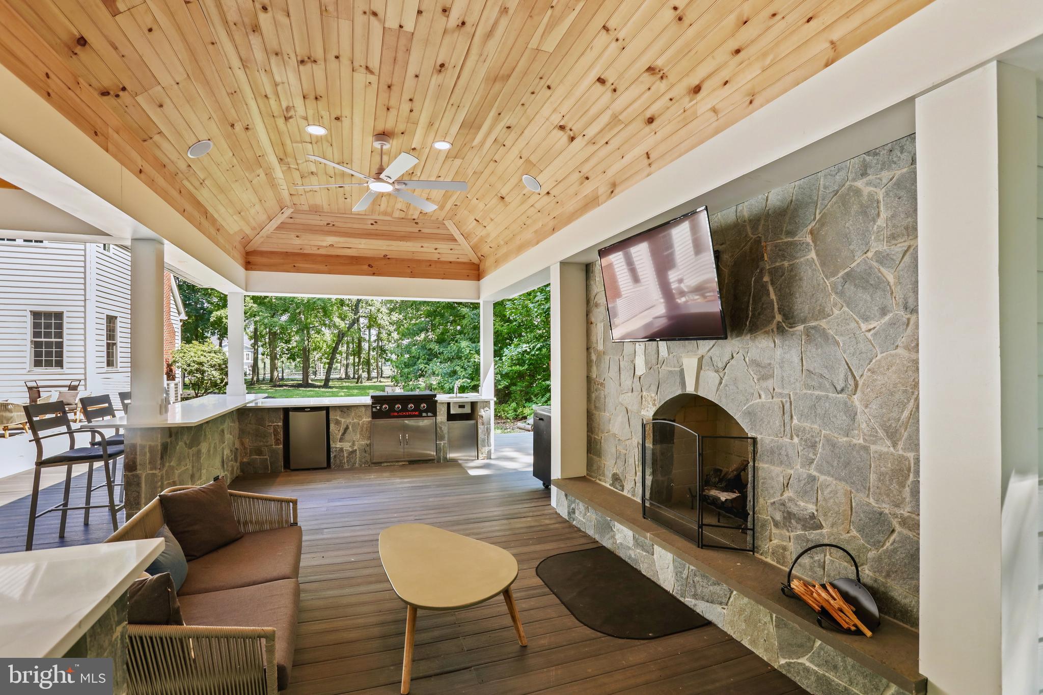 FIELDS - Residential