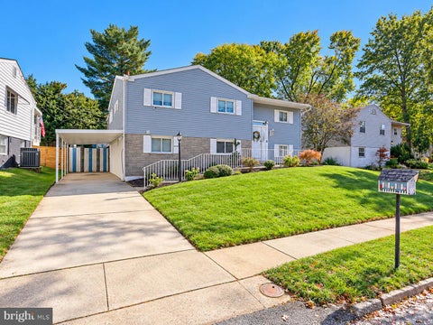 Photo of 8947 Twin Ridge Drive, GLEN BURNIE, MD 21061 (MLS # MDAA2159880)
