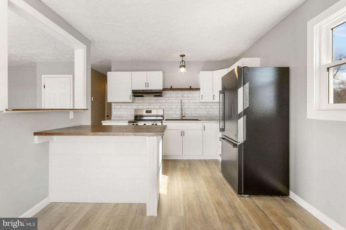 NONE, RURAL - Residential