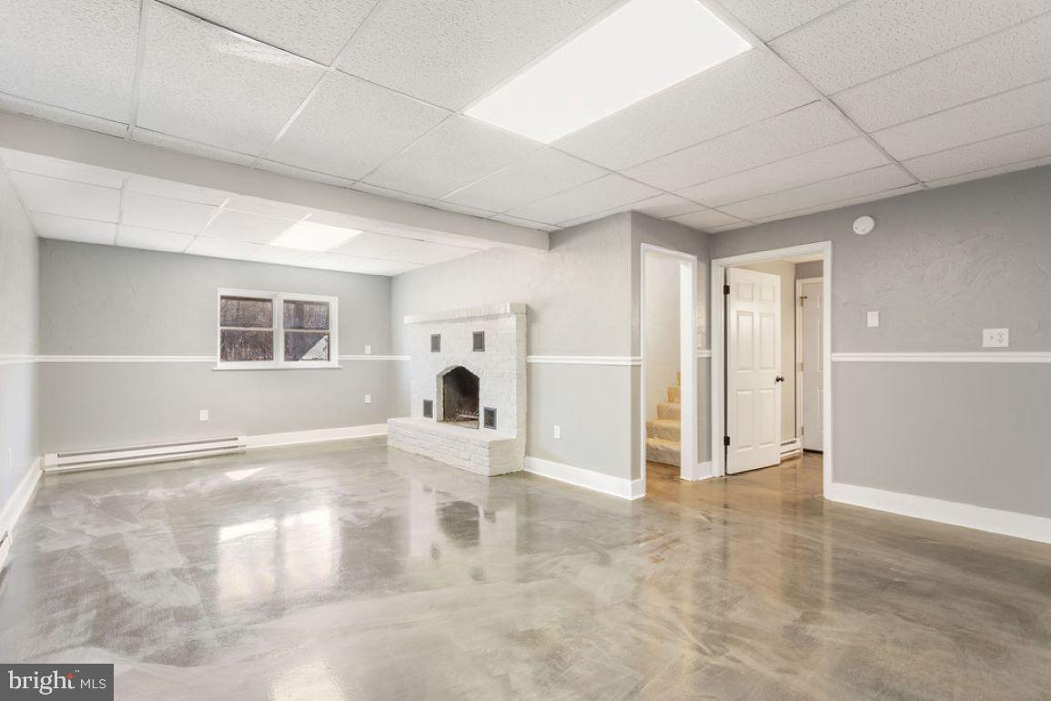 NONE, RURAL - Residential