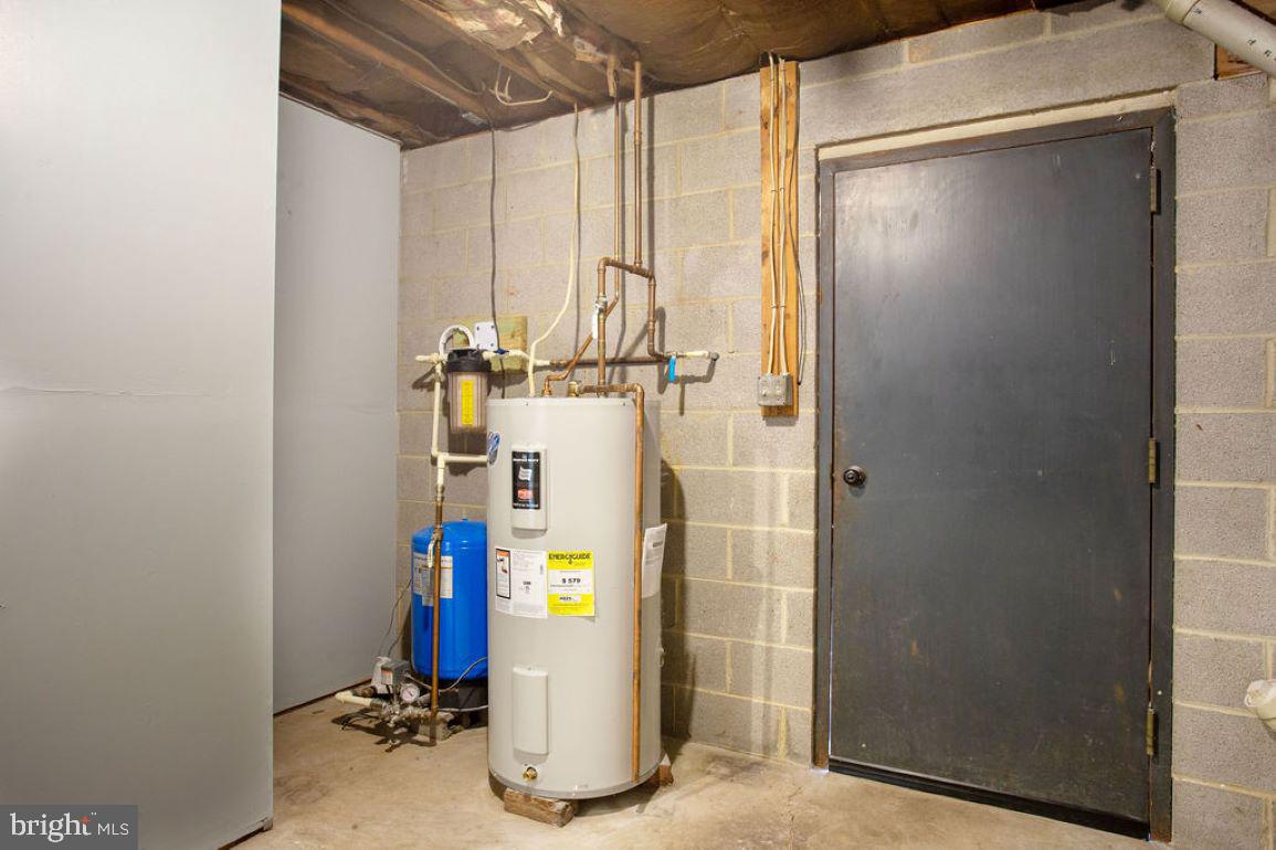 NONE, RURAL - Residential