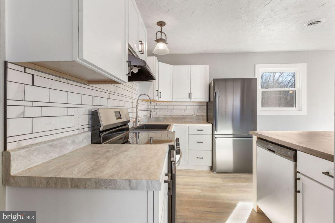 NONE, RURAL - Residential