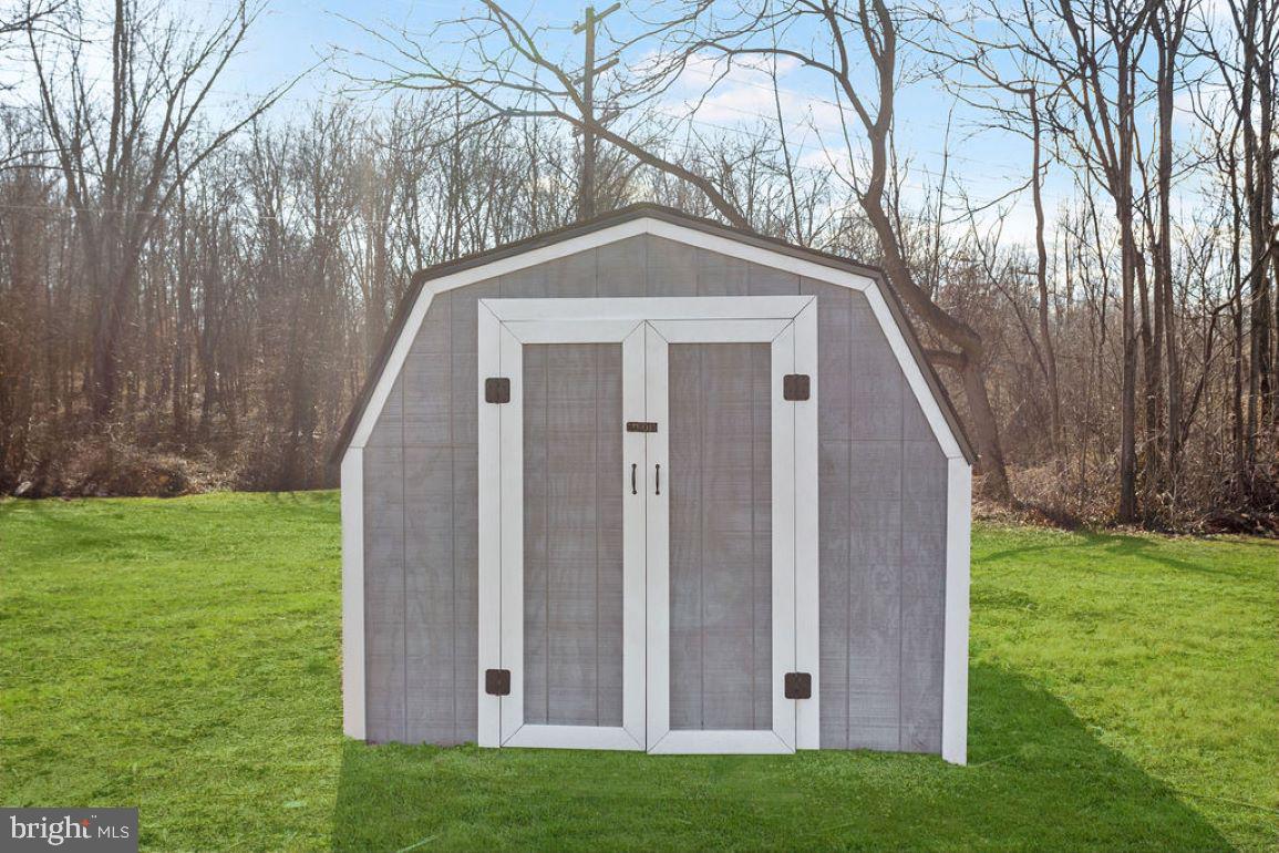 NONE, RURAL - Residential