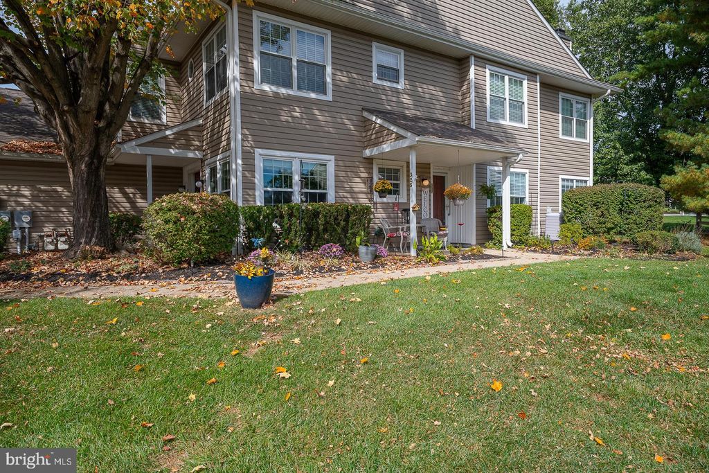 Photo of 325 Danbury Court #325, GLEN MILLS, PA 19342 (MLS # PADE2099846)