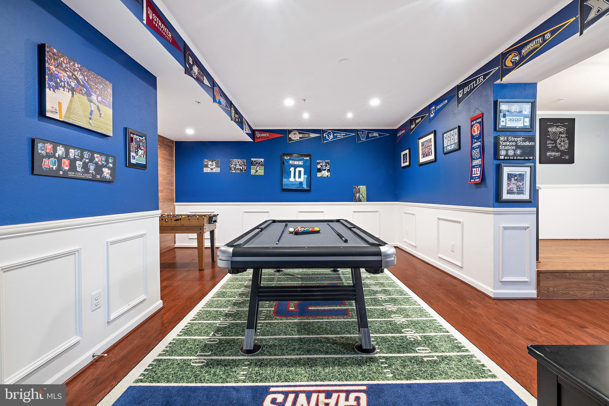 STRATFORD ESTATES - Residential