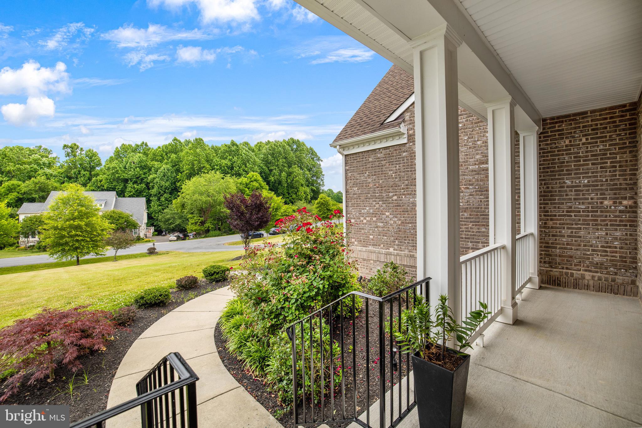 STRATFORD ESTATES - Residential