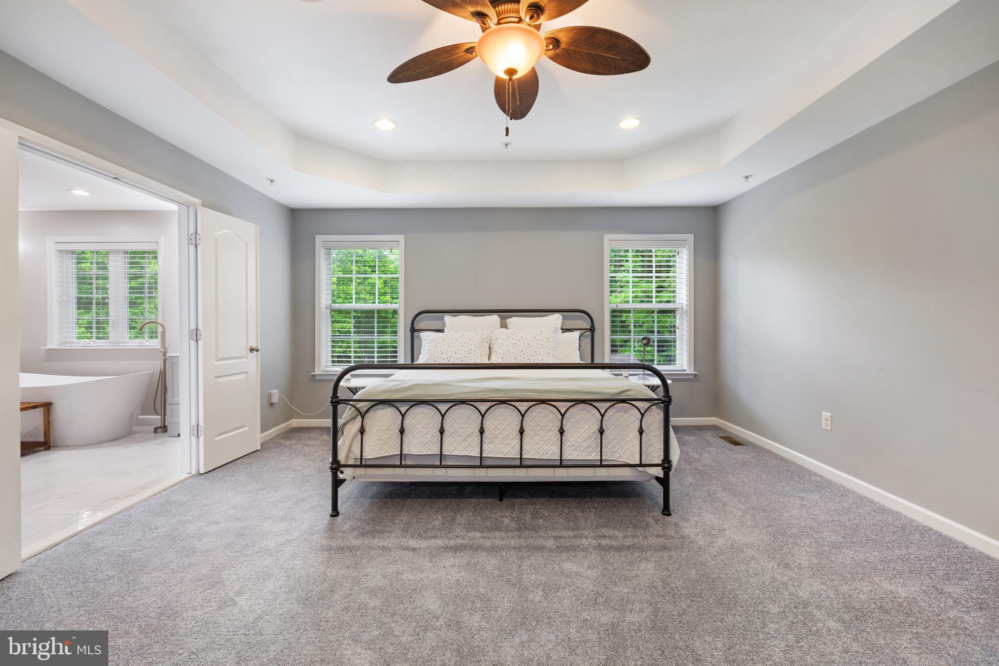 STRATFORD ESTATES - Residential