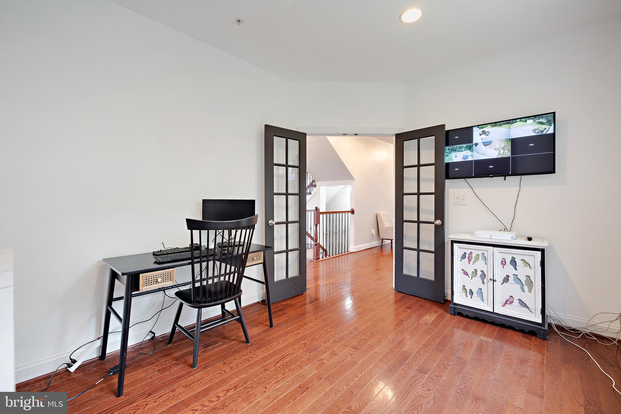 STRATFORD ESTATES - Residential