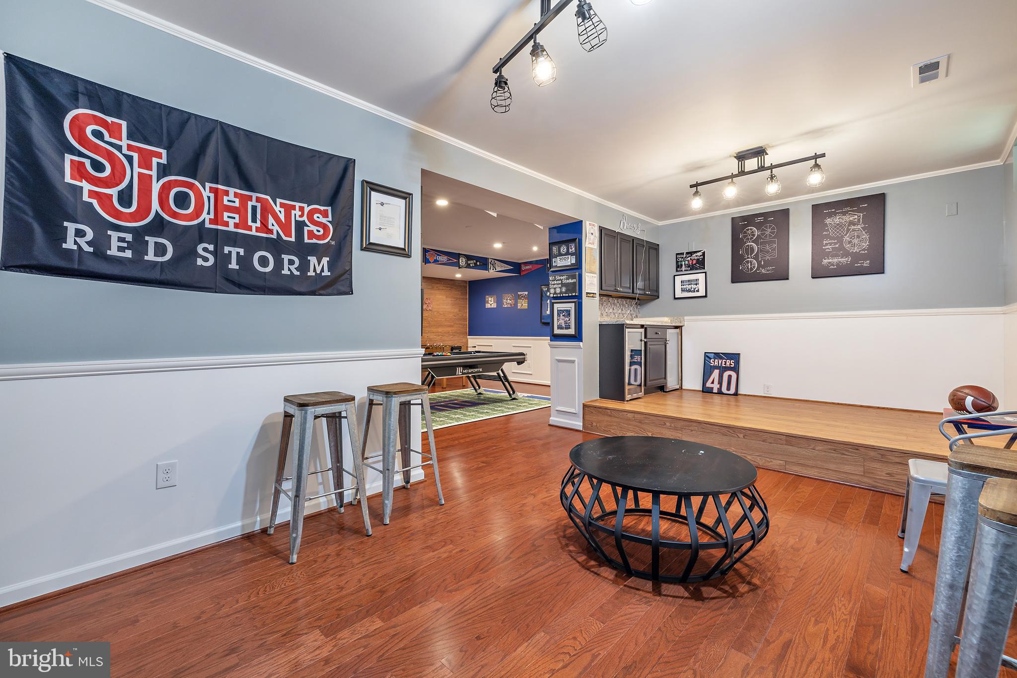 STRATFORD ESTATES - Residential