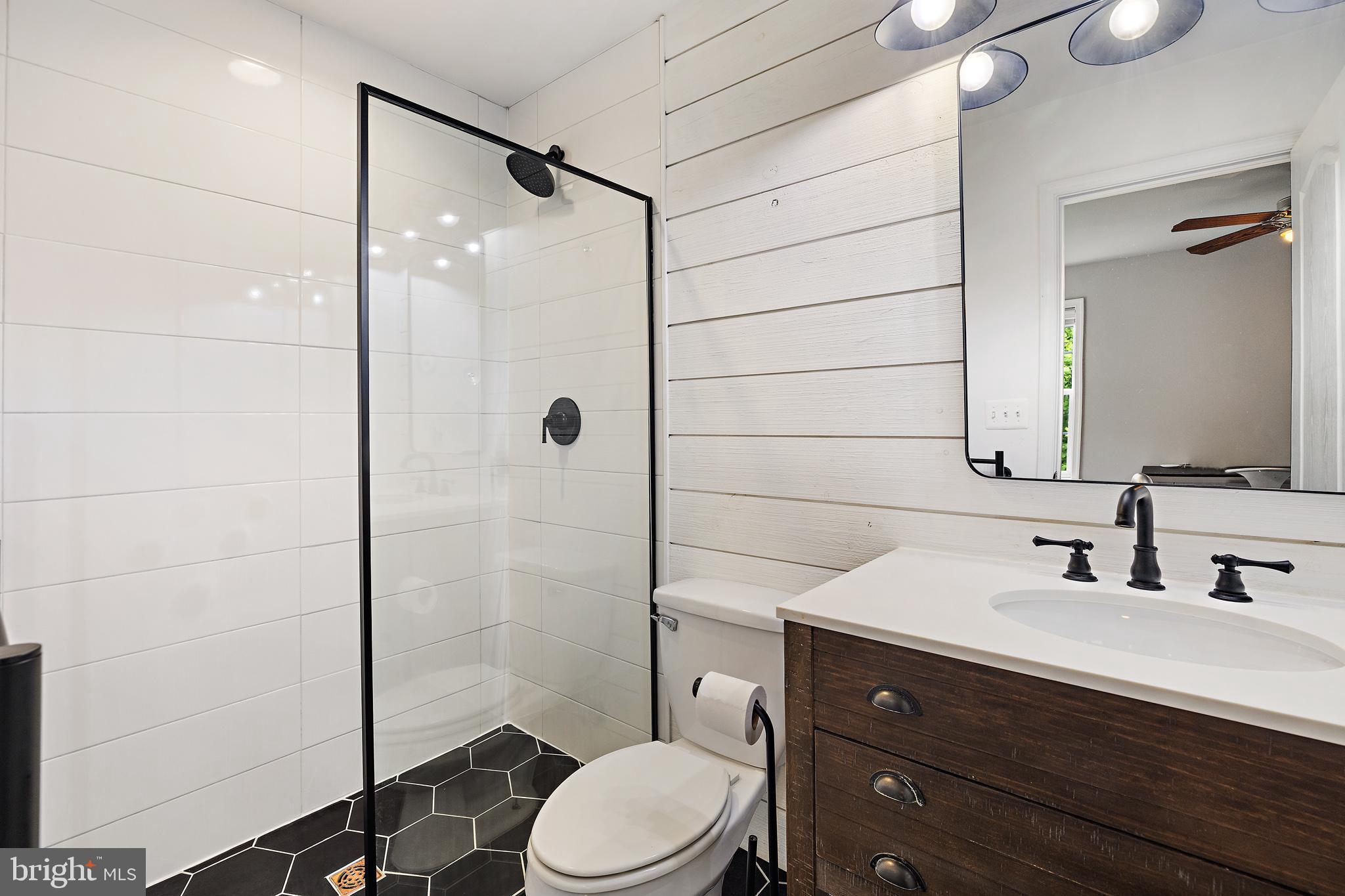 STRATFORD ESTATES - Residential