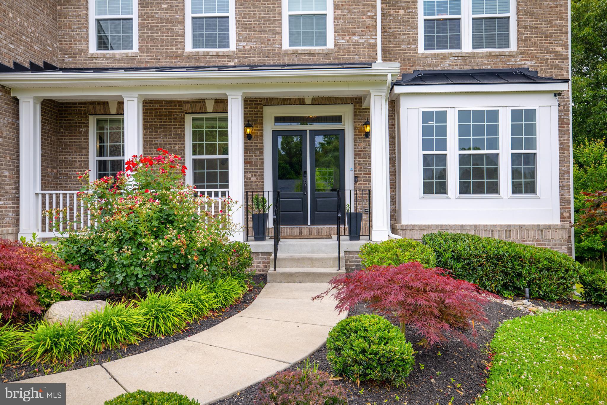 STRATFORD ESTATES - Residential