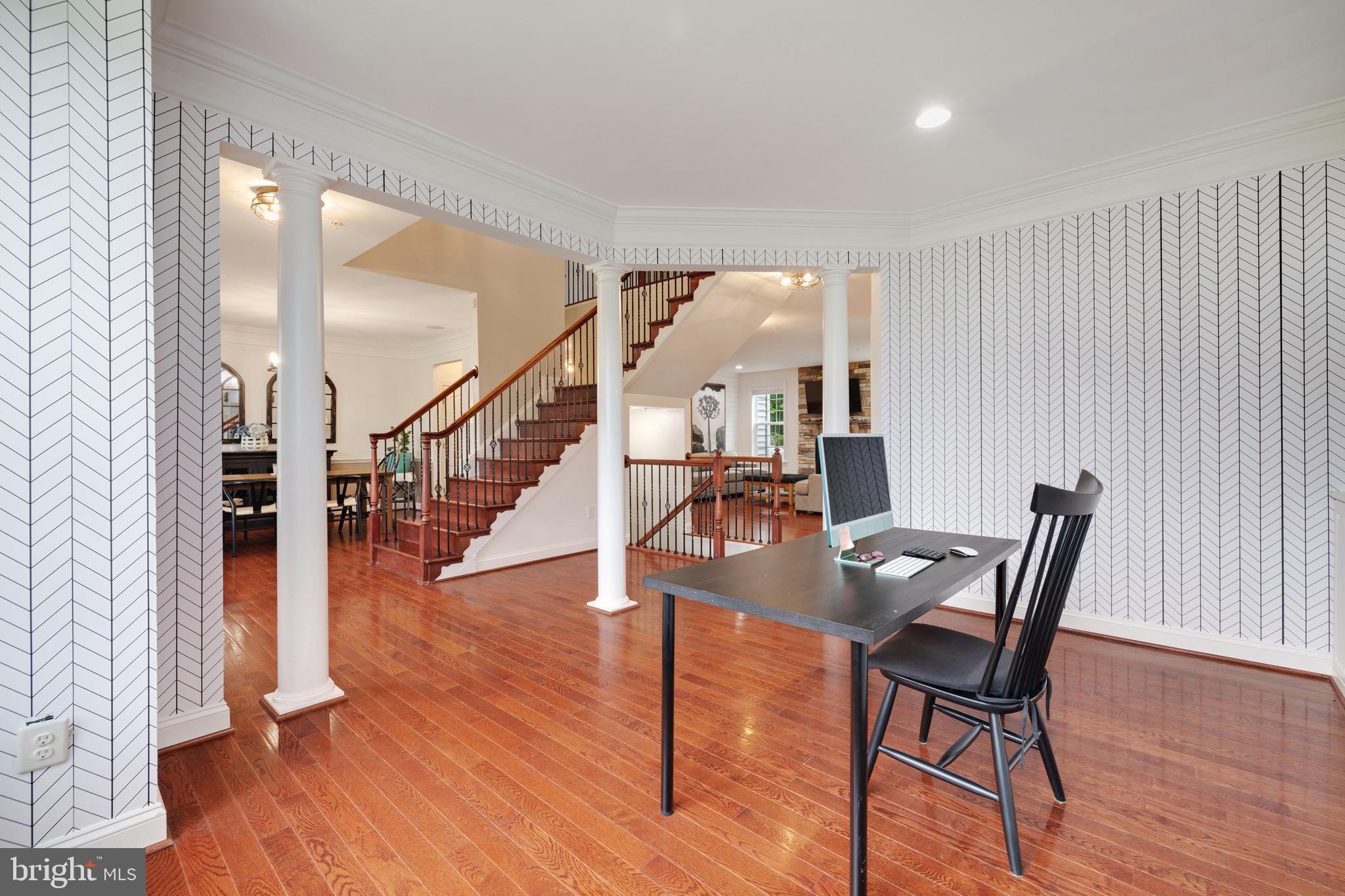 STRATFORD ESTATES - Residential