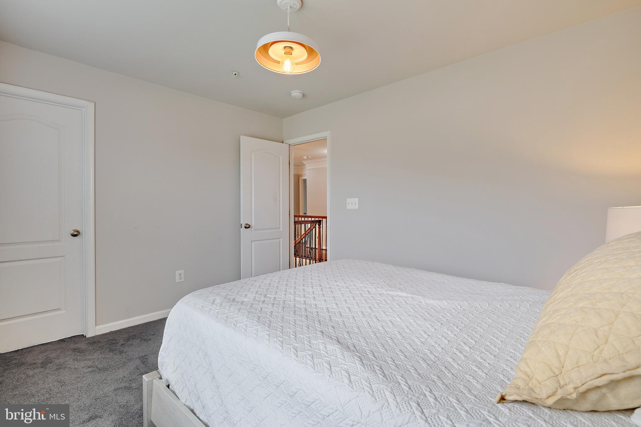 STRATFORD ESTATES - Residential