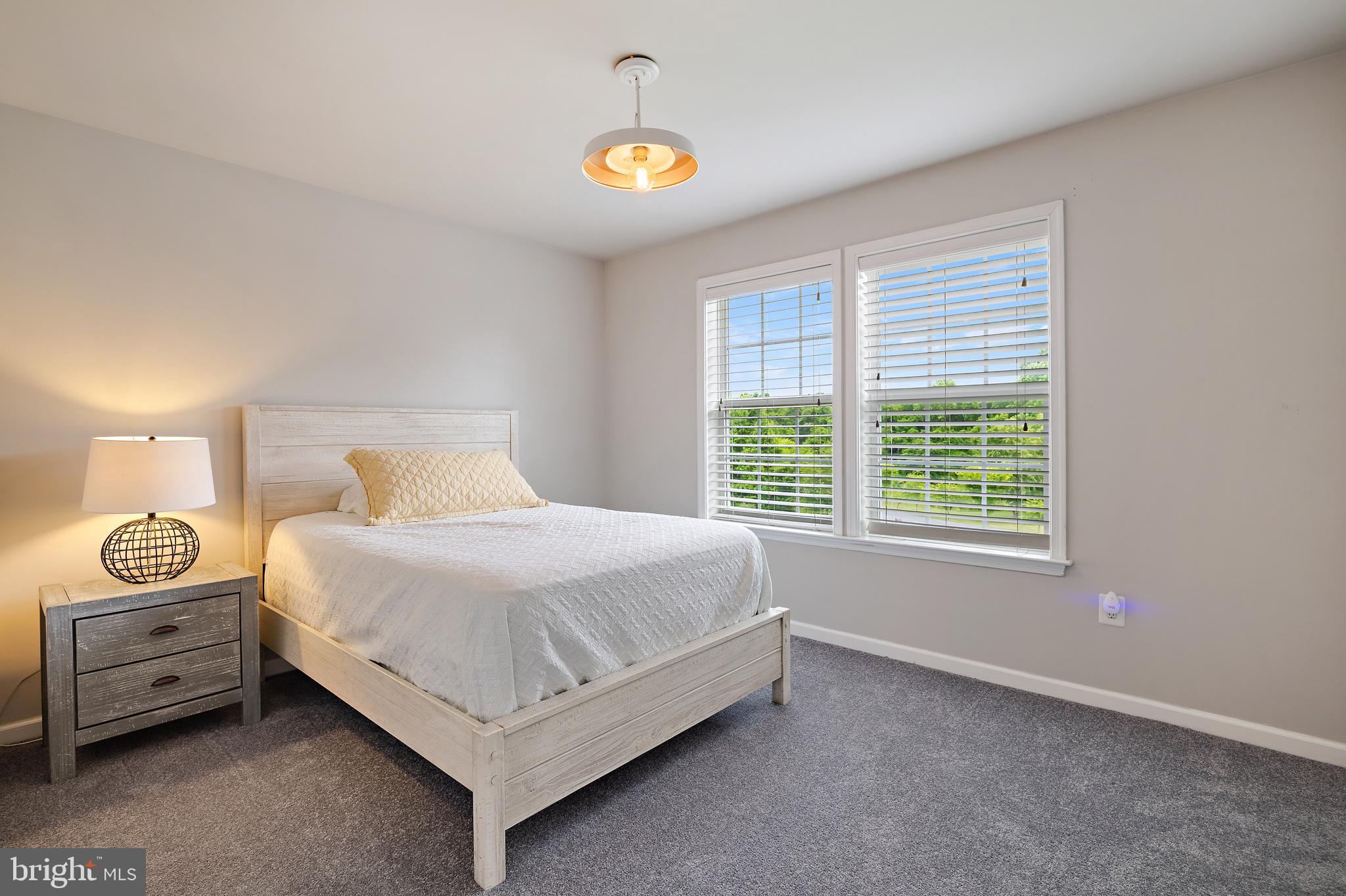 STRATFORD ESTATES - Residential