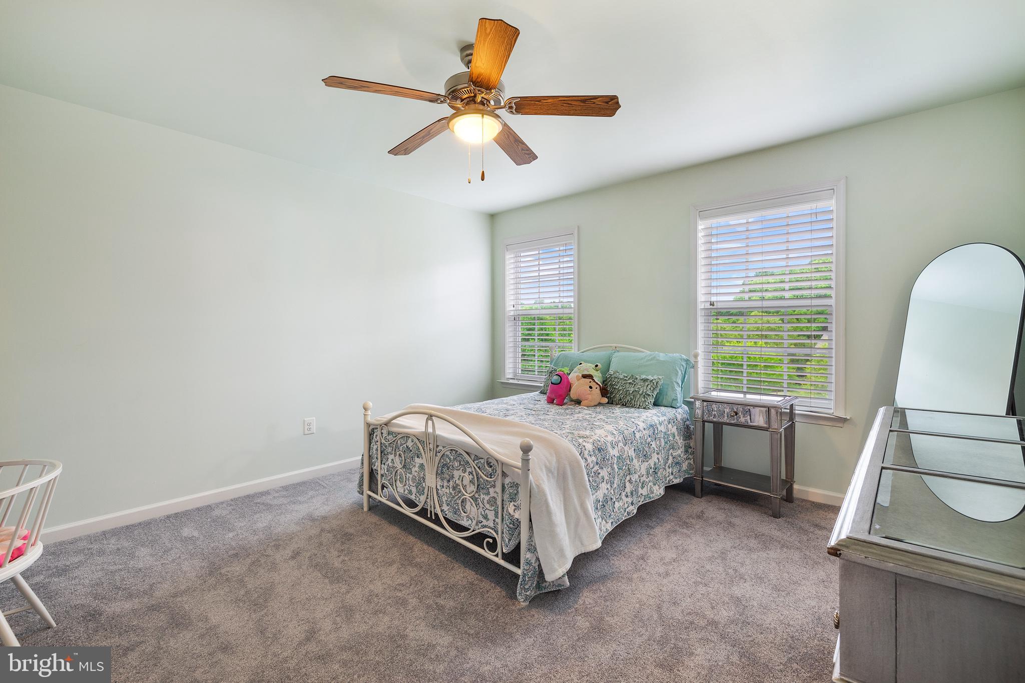 STRATFORD ESTATES - Residential