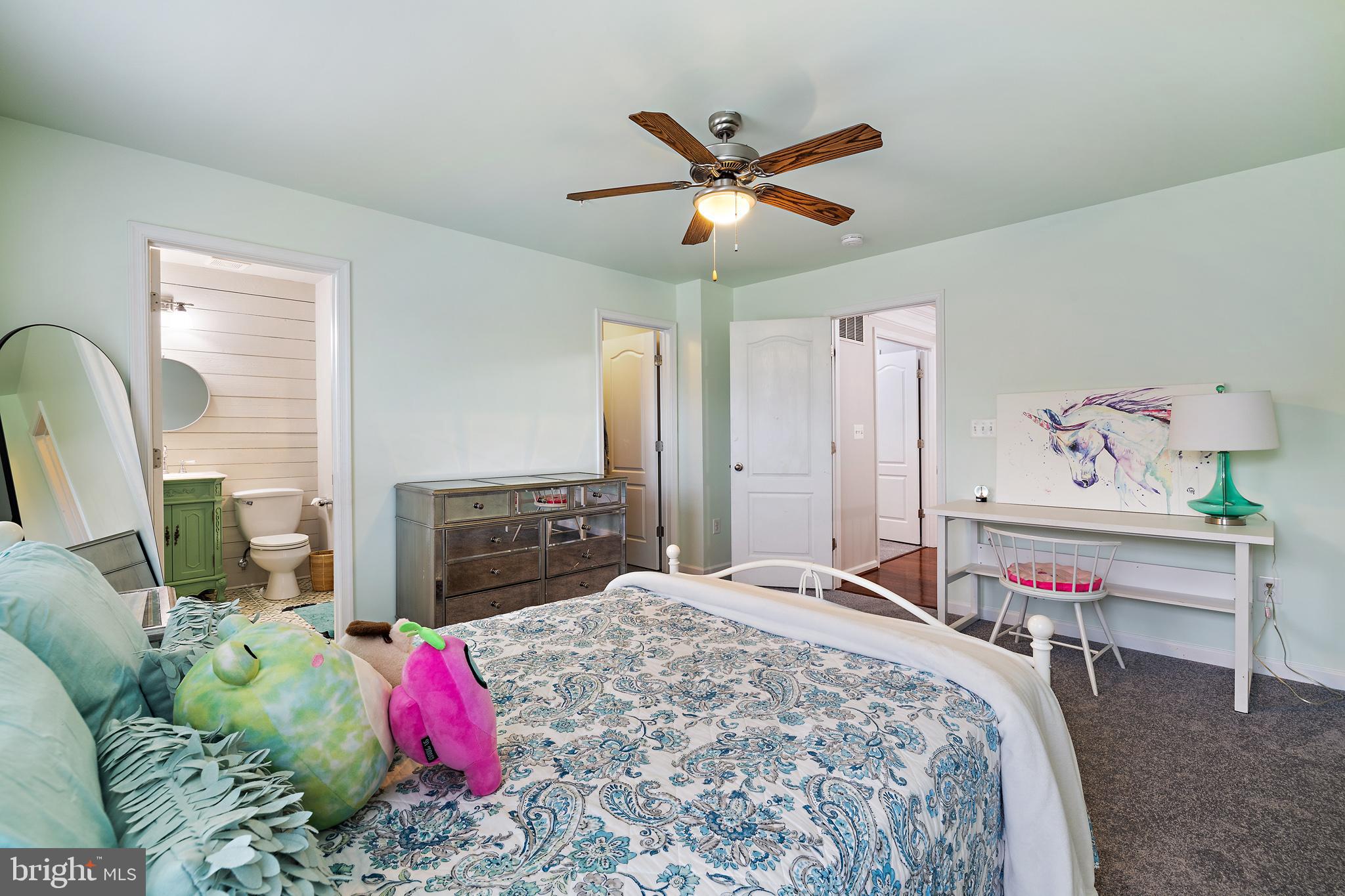 STRATFORD ESTATES - Residential