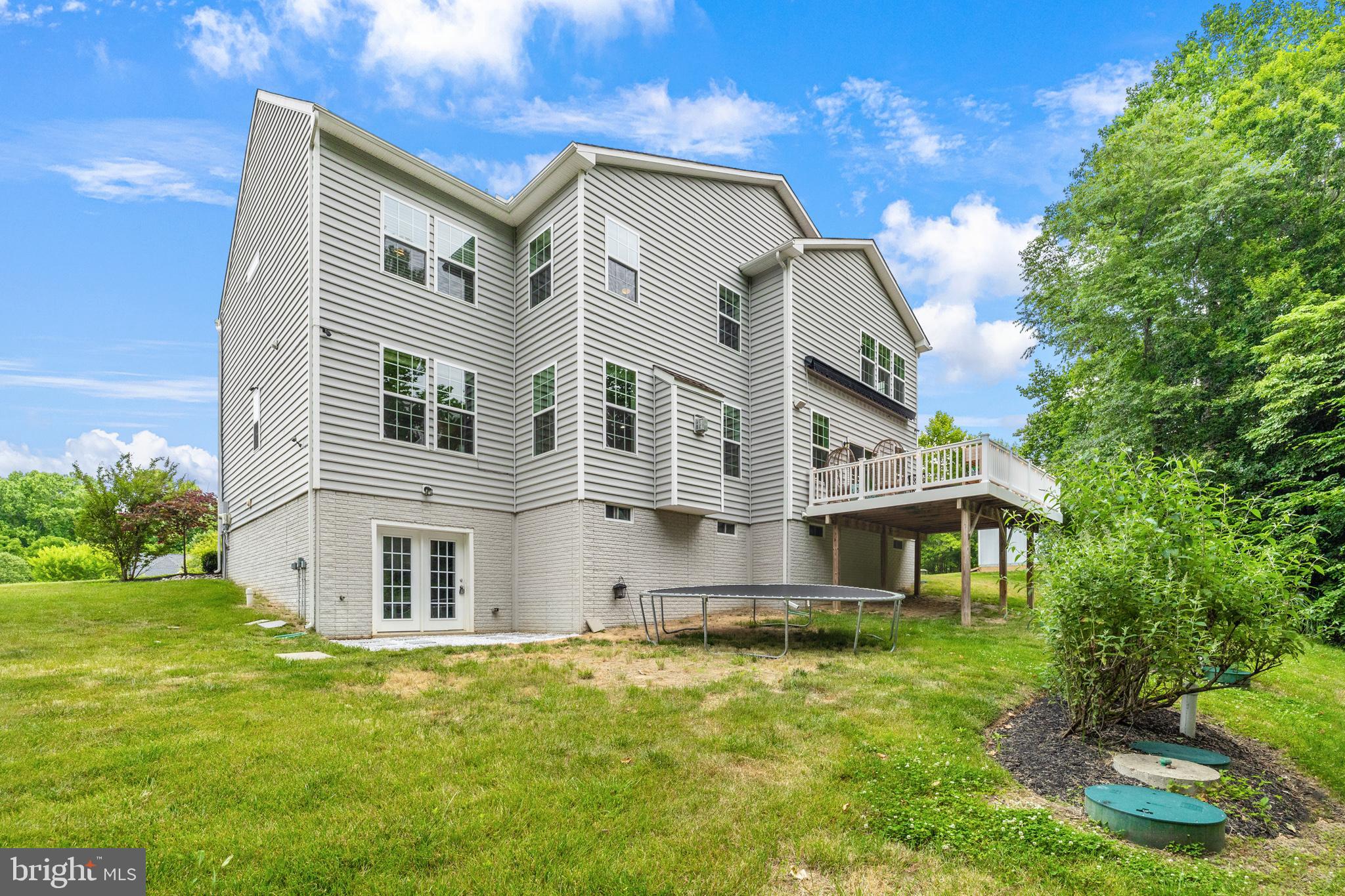 STRATFORD ESTATES - Residential