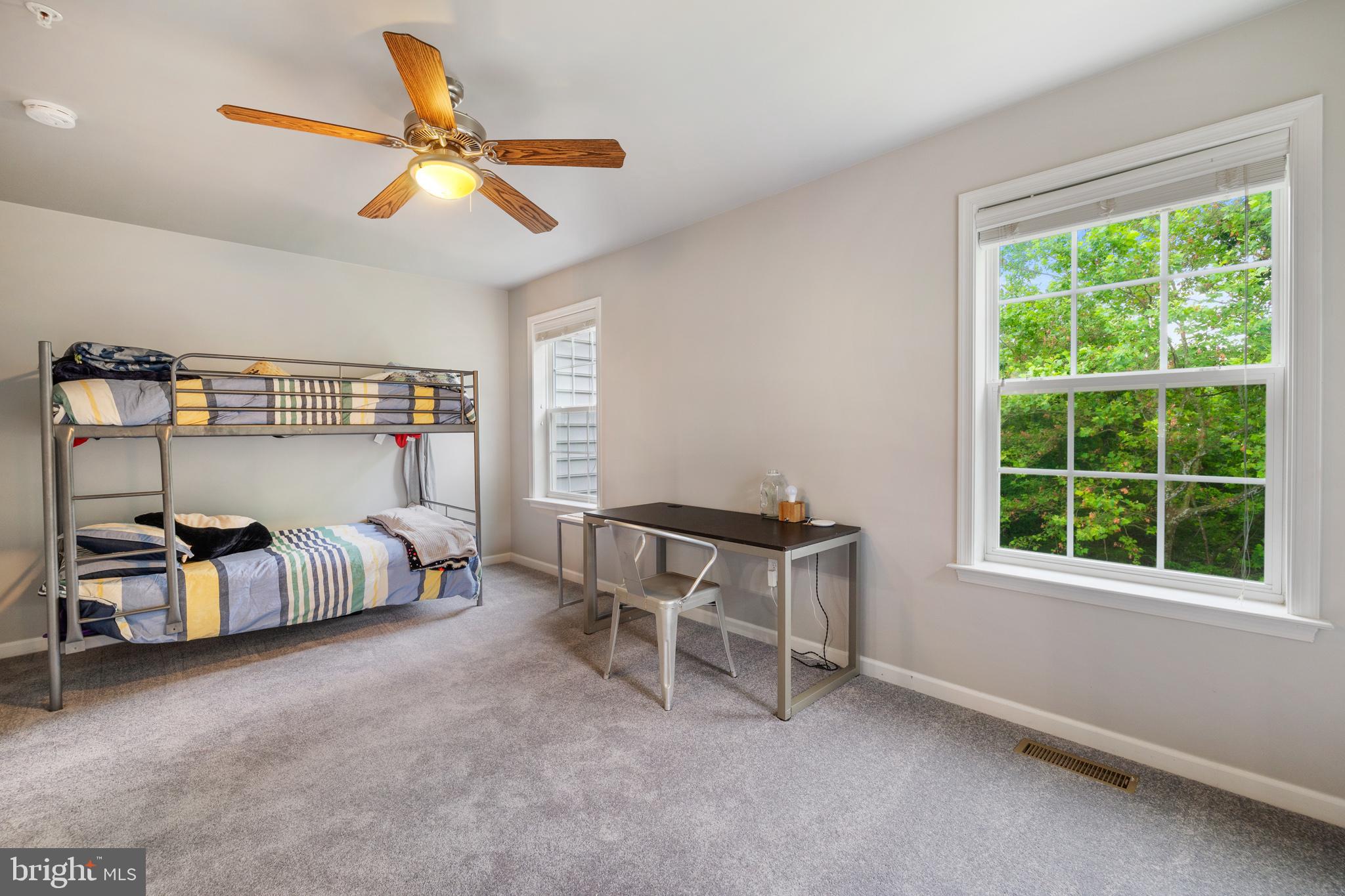 STRATFORD ESTATES - Residential