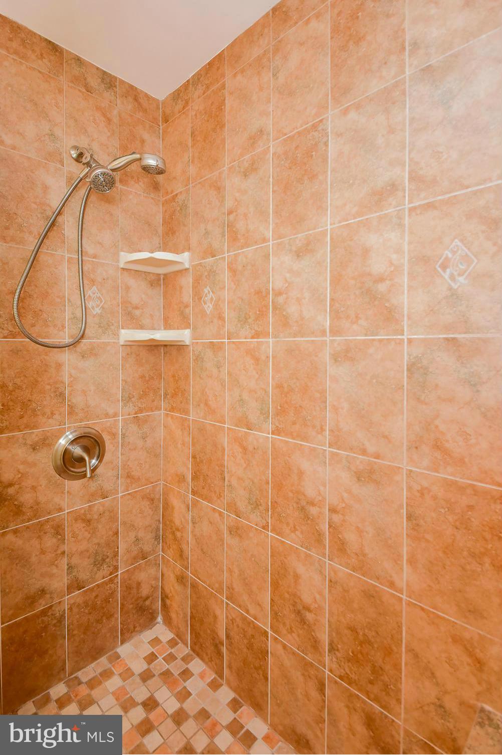 SUGARLAND RUN - Residential