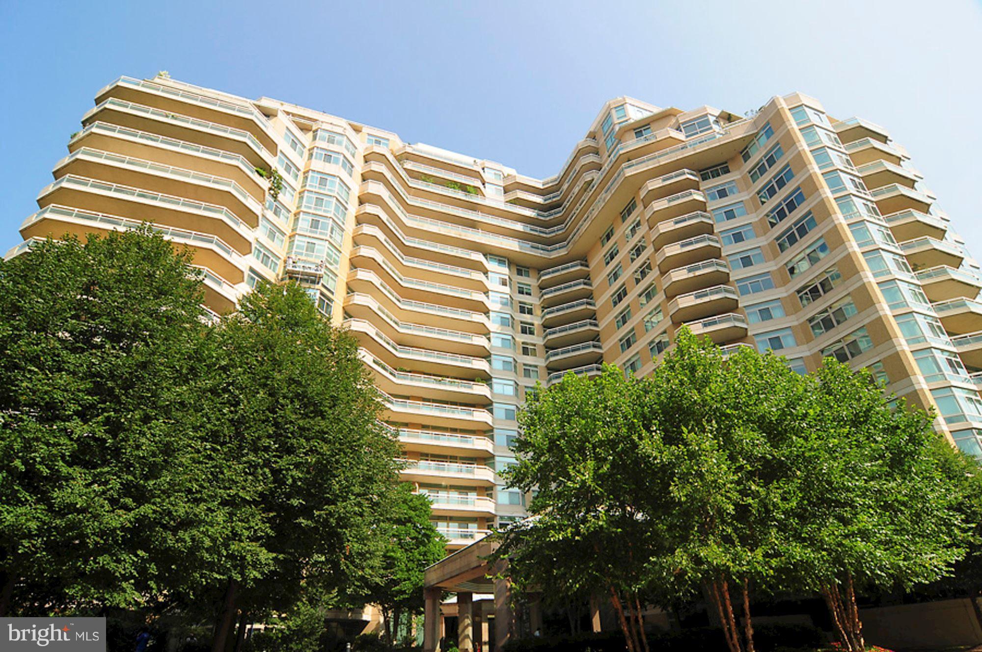 Serene views from this luxurious 2br 2.5ba unit at legendary Somerset House II Sought after 01 tier provides breathtaking unobstructed western exposure overlooking gardens & gazebo. Floor plan lives like a 1 level home w 1 car gar pkg + storage.. Hurry! Views are a 10+ Owner reserves to right to accept/ reject all offers. Somerset house II offers 24 hr front desk, security, pool, tennis, valet!