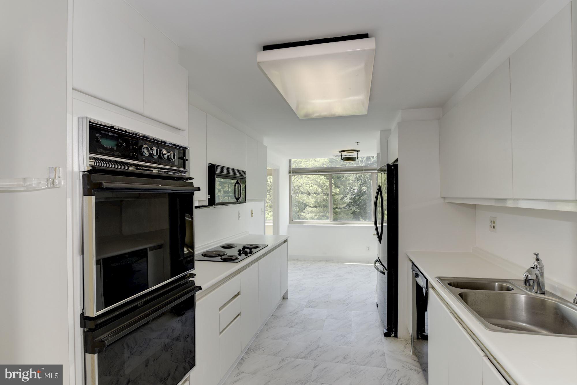 SOMERSET HOUSE 2 - Residential