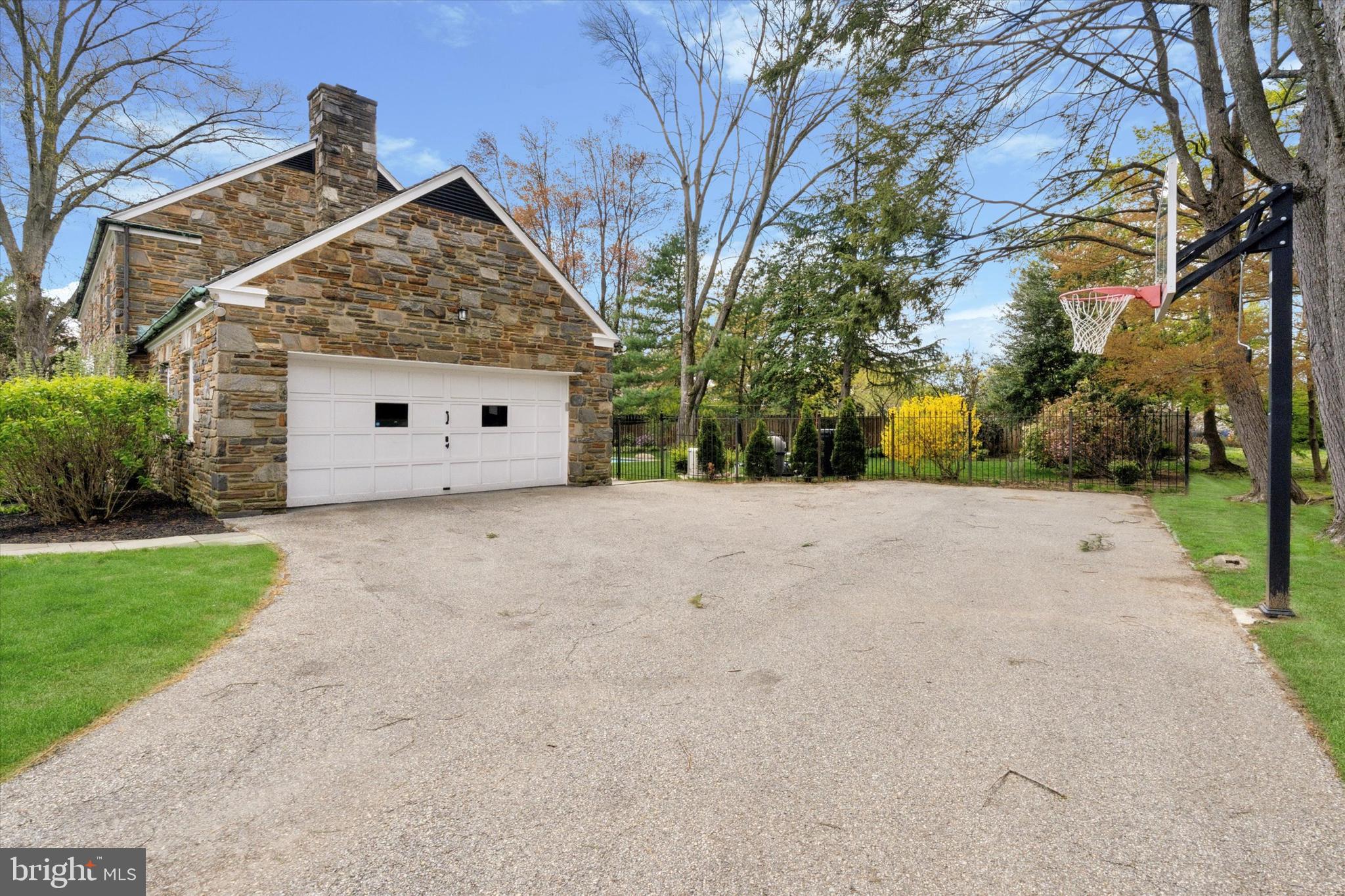 MERION STATION - Residential