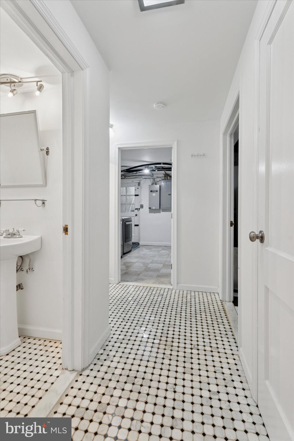 MERION STATION - Residential