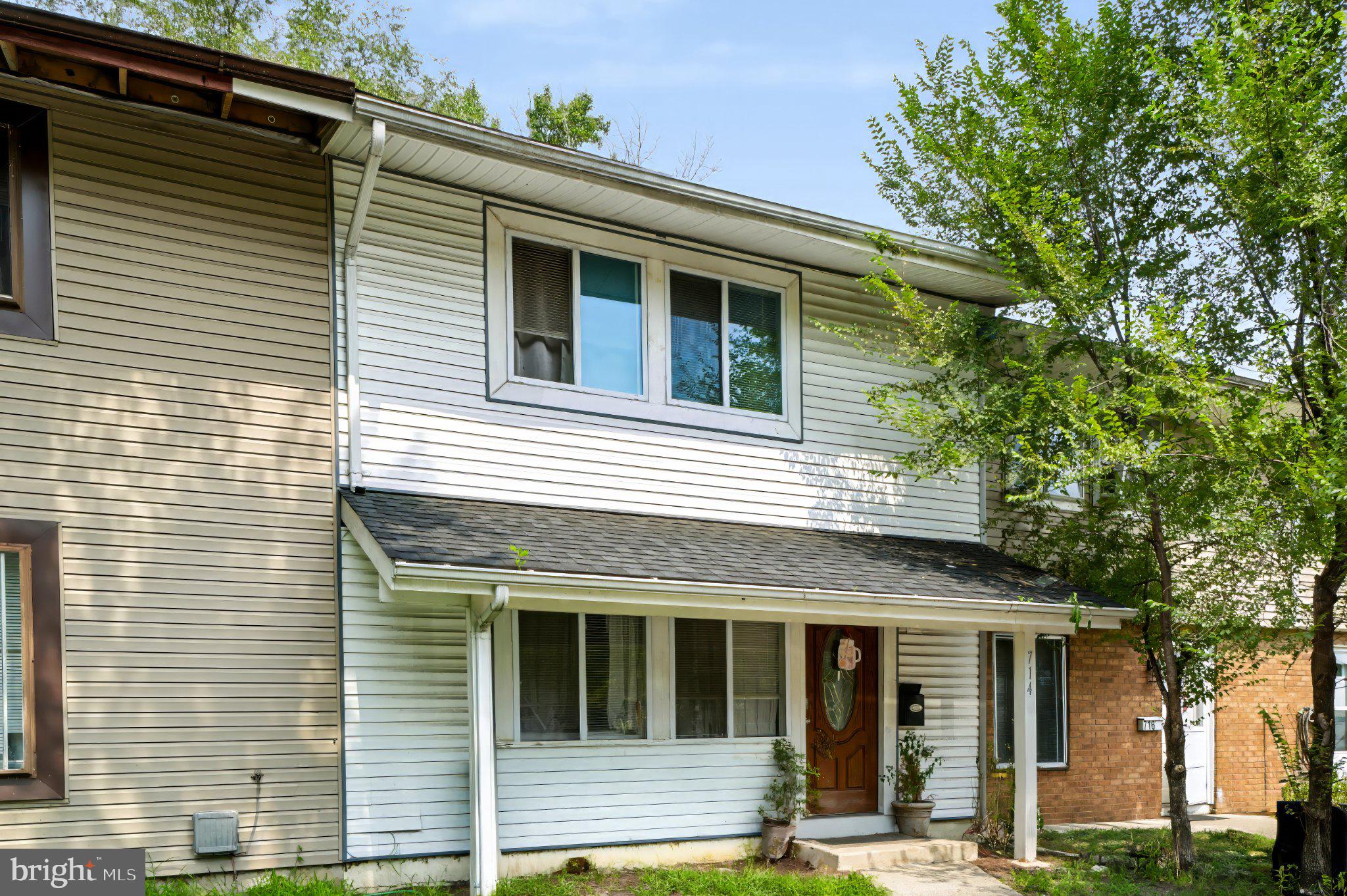 714 E ELM AVENUE
