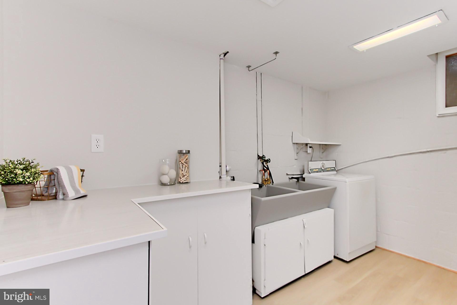 VALLEY BROOK - Residential