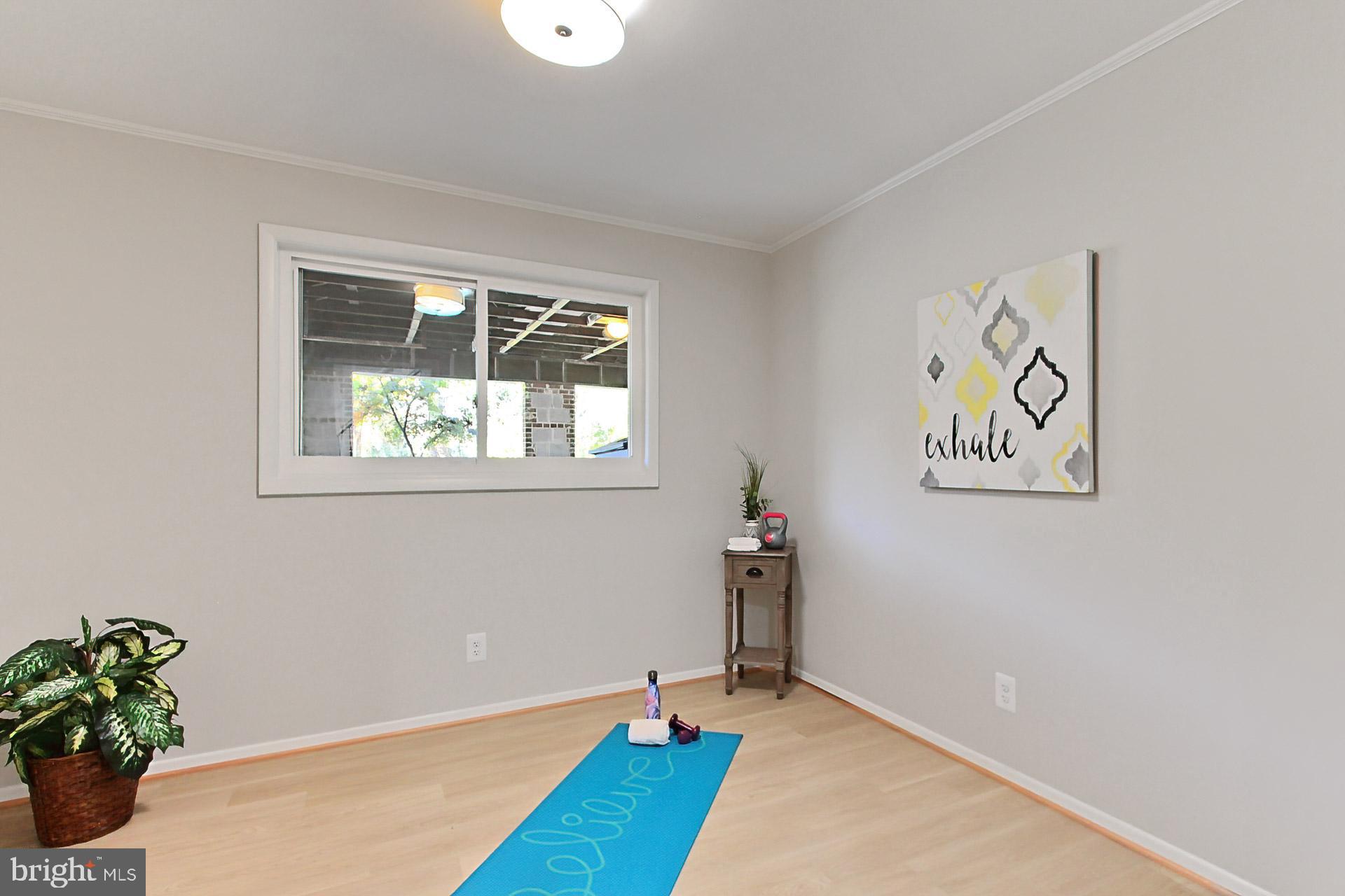 VALLEY BROOK - Residential