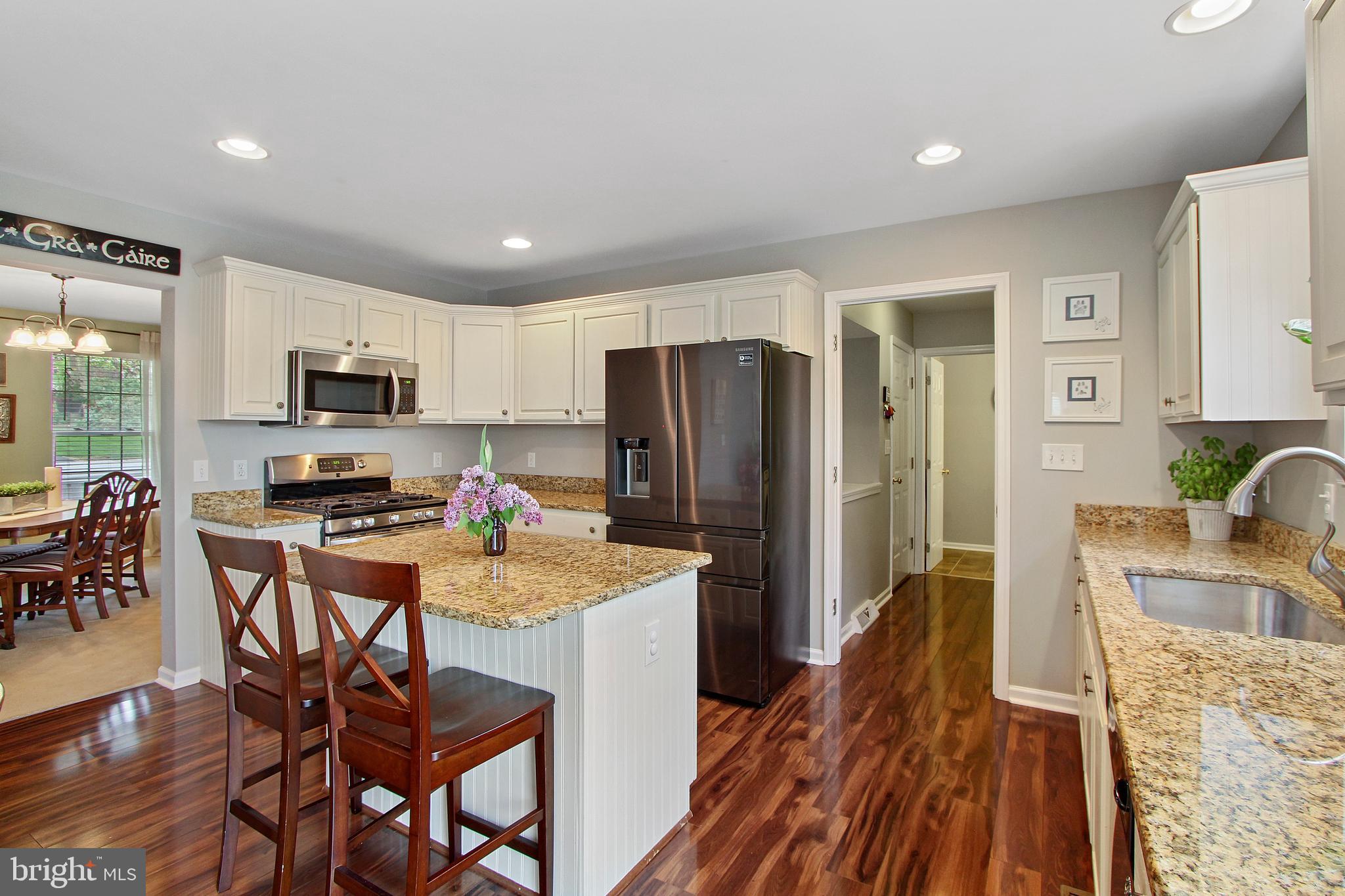 STEWARTSTOWN STATION - Residential