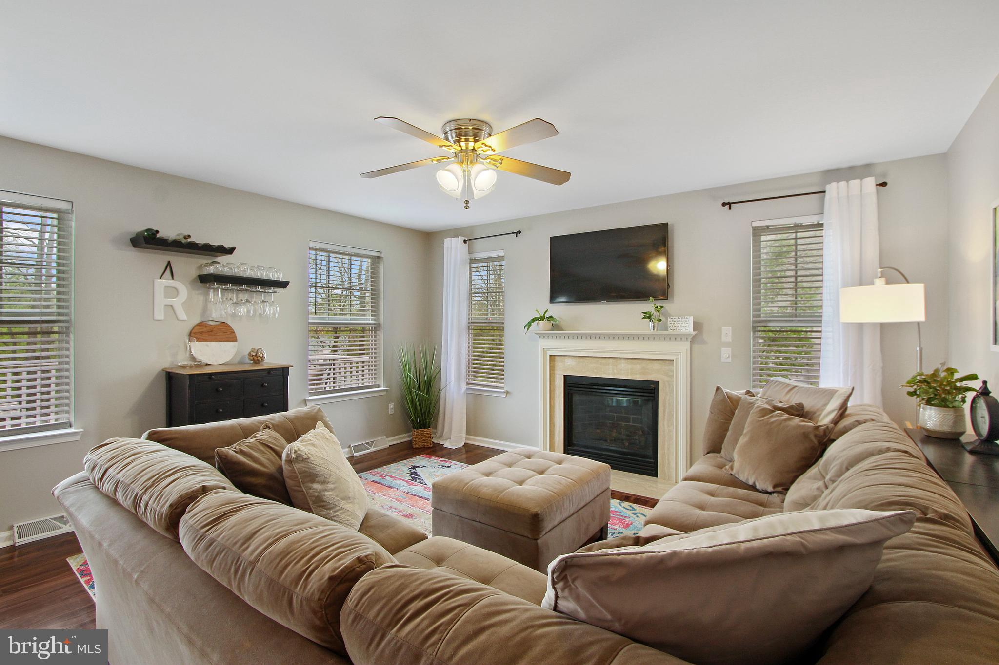 STEWARTSTOWN STATION - Residential