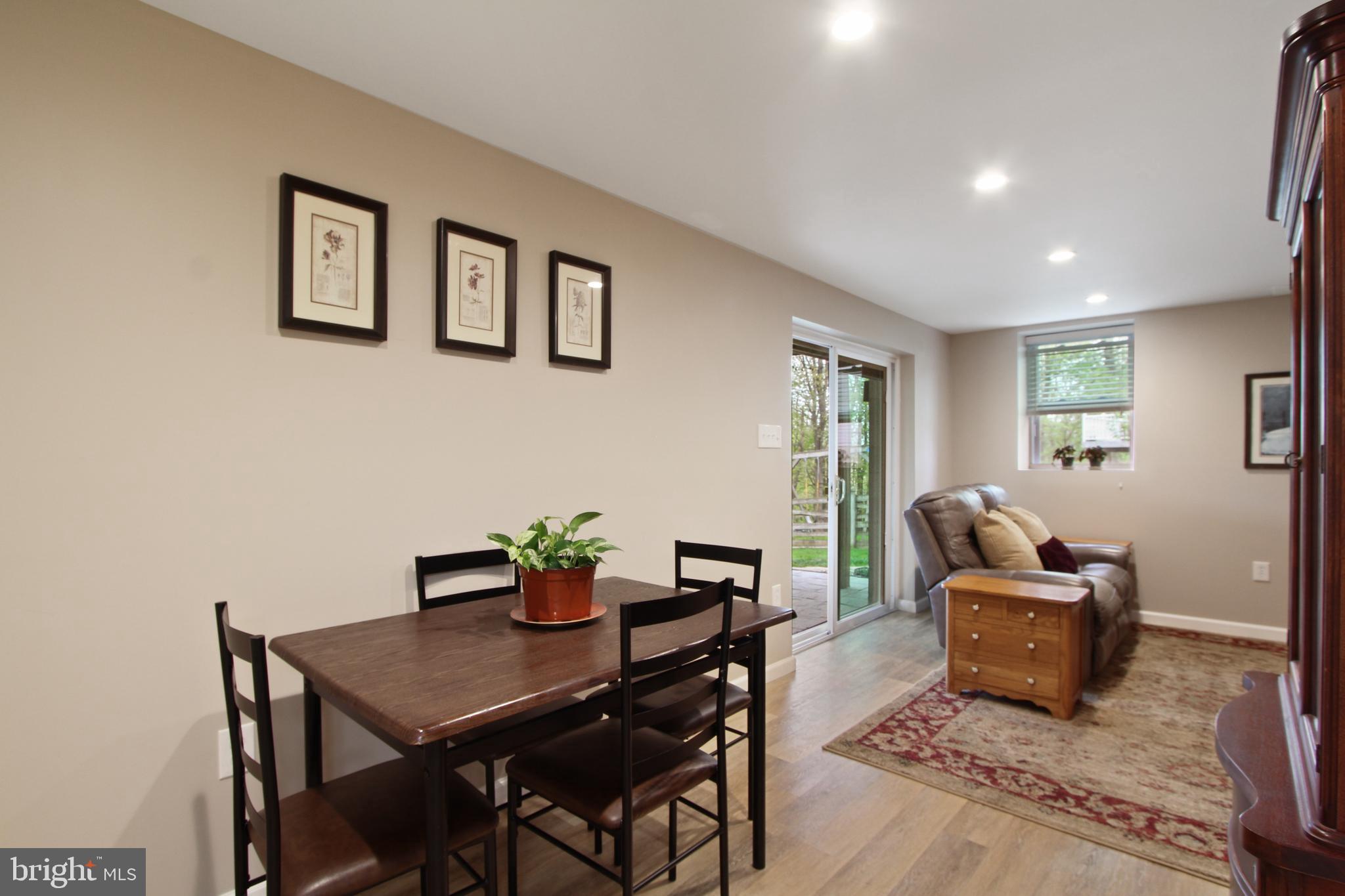 STEWARTSTOWN STATION - Residential