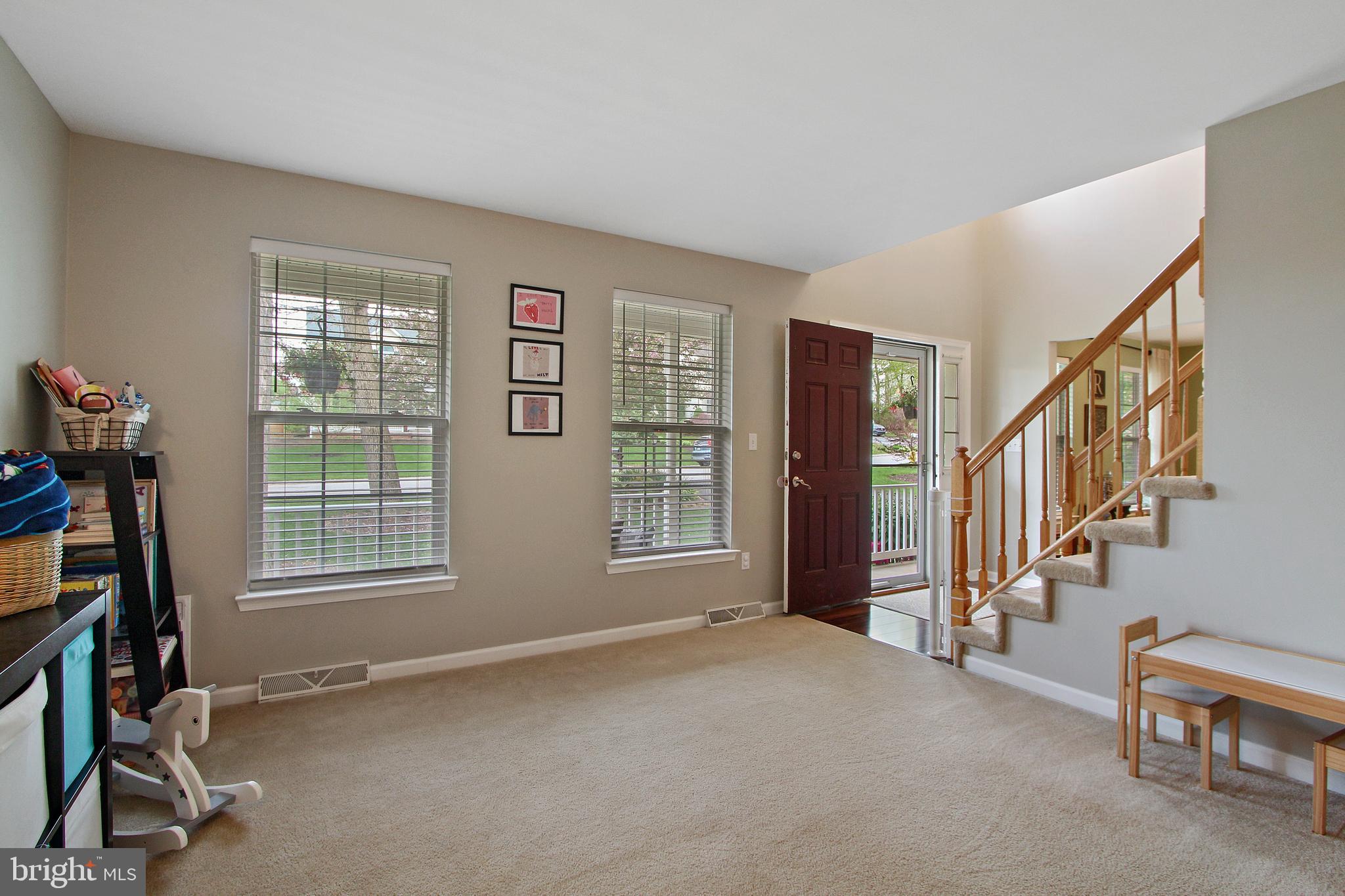 STEWARTSTOWN STATION - Residential