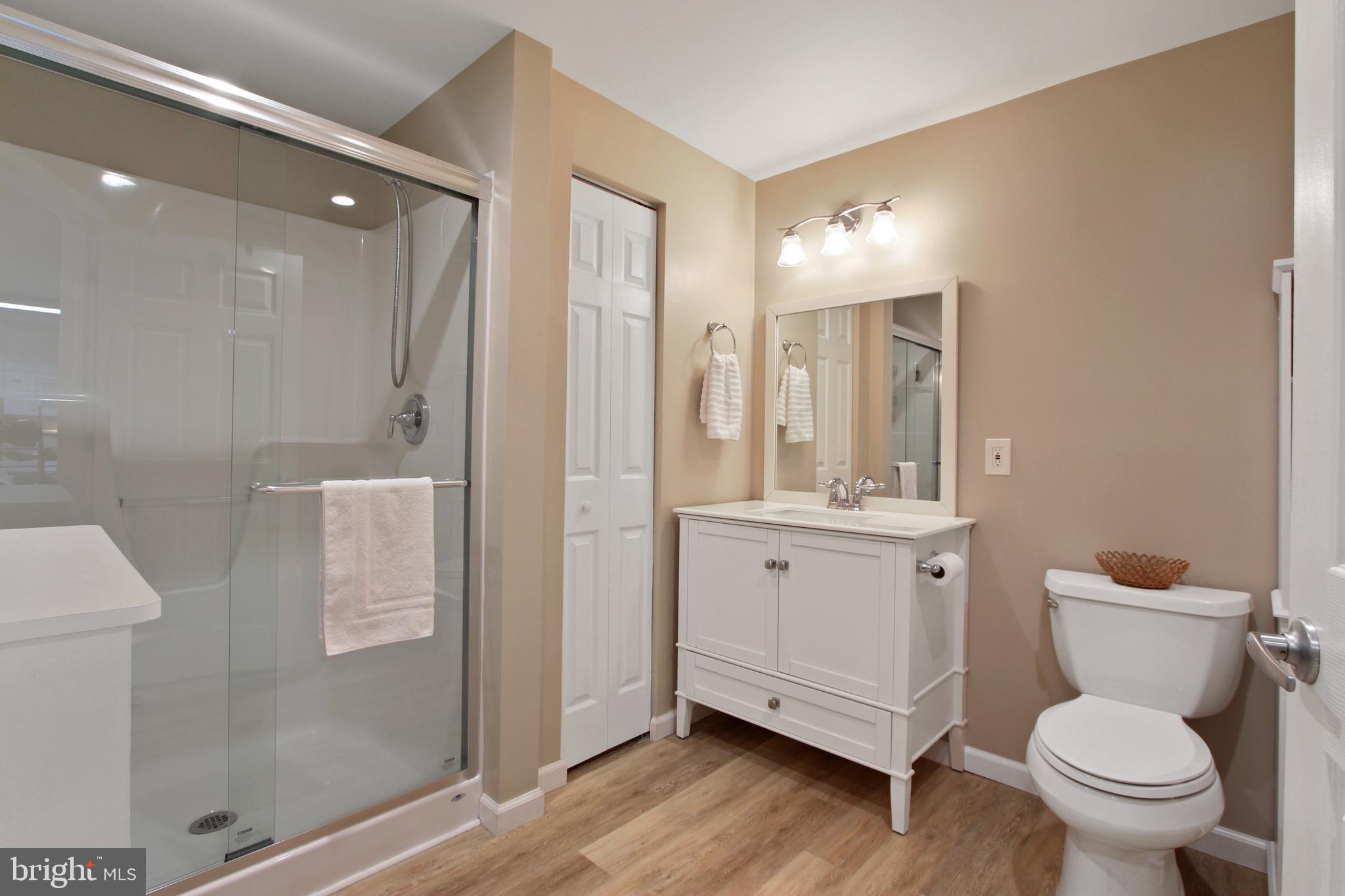 STEWARTSTOWN STATION - Residential