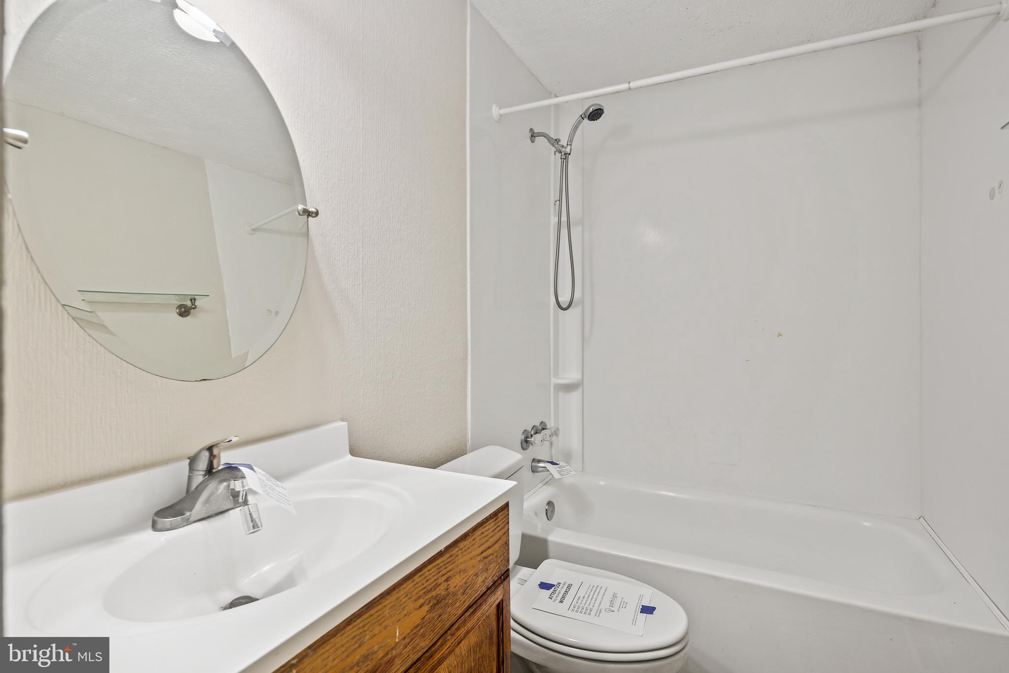 ROCK CREEK ESTATES - Residential