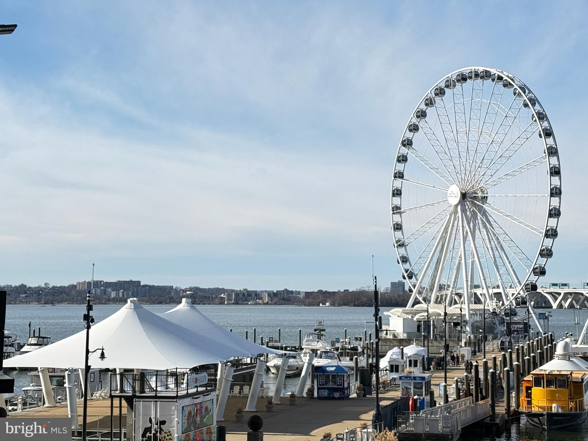 OXON HILL - Residential