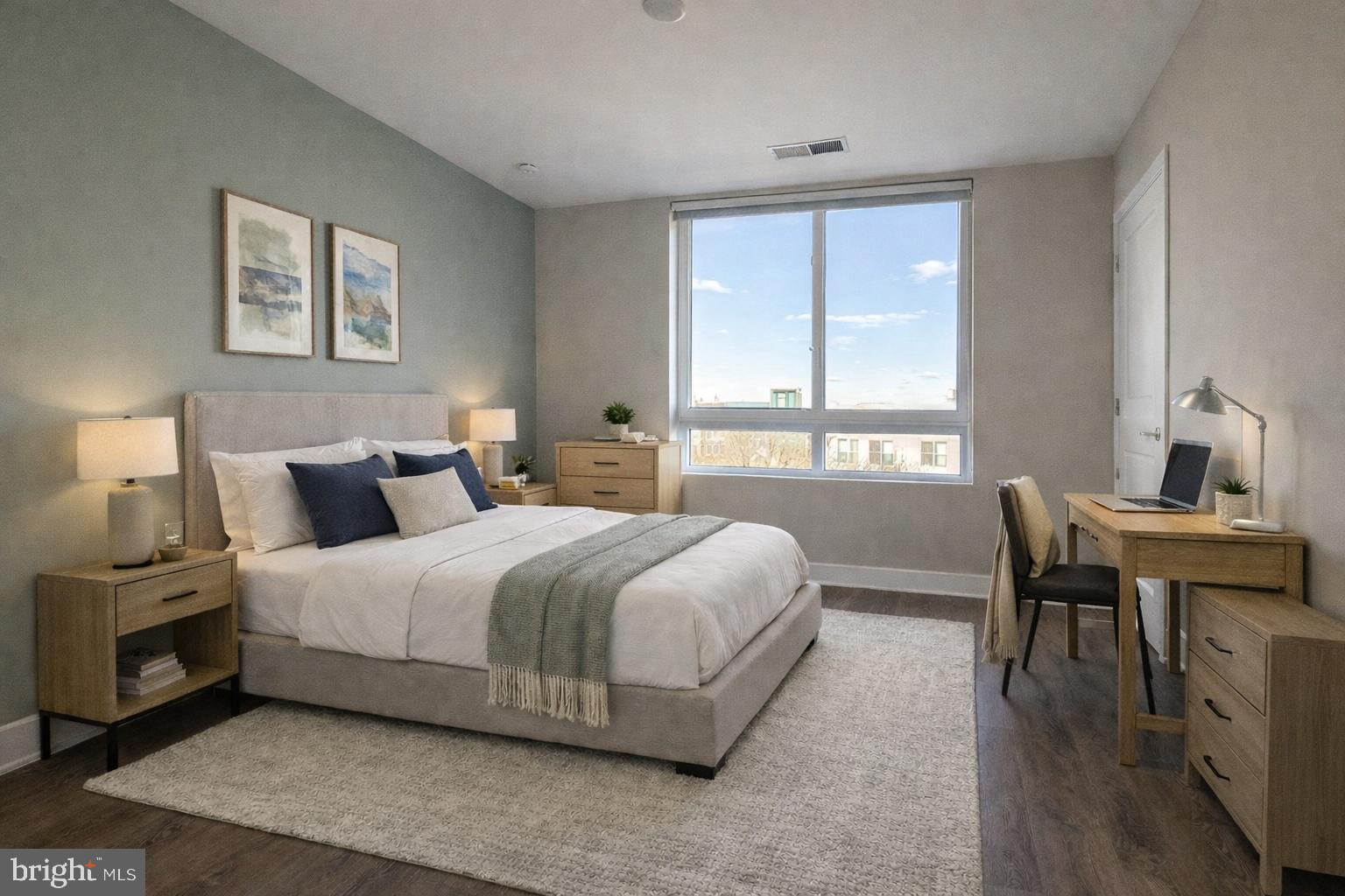 OXON HILL - Residential