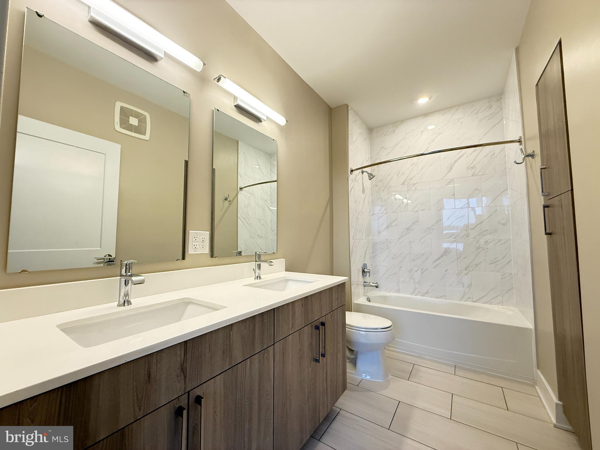 OXON HILL - Residential