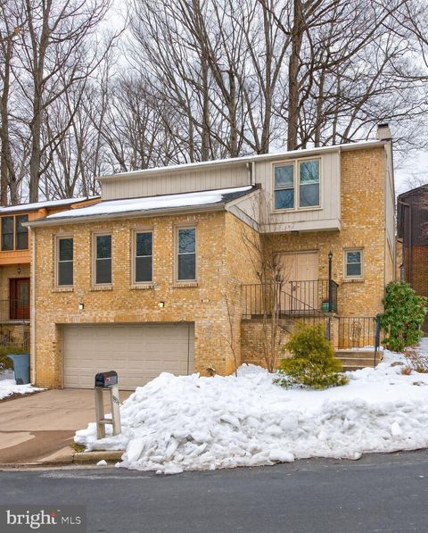 9926 GREAT OAKS WAY FAIRFAX VA 22030